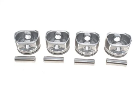 Комплект поршнів для Renault, Nissan, Dacia AMP PX-REN-4A-3841-075-C фото товару