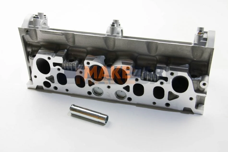 <strong>Головка блока цилиндрів Berlingo/Partner/Scudo 1.9D DW8 96- Asahi LP 99006 (фото 1)</strong>