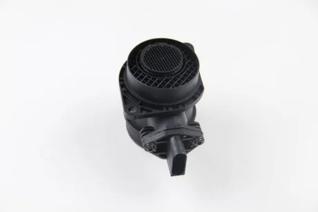 Витратомір повітря T5 1.9TDI 03-/Caddy 1.9TDI/2.0SDI 04- для Volkswagen, Skoda, Seat, Audi AUTLOG LM1063 фото товару