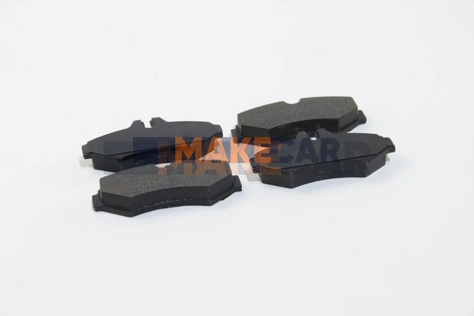 <strong>Колодки тормозные (задние) MB Sprinter 208-316 96- (Bosch) AUTOTECHTEILE 100 4257 (фото 1)</strong>
