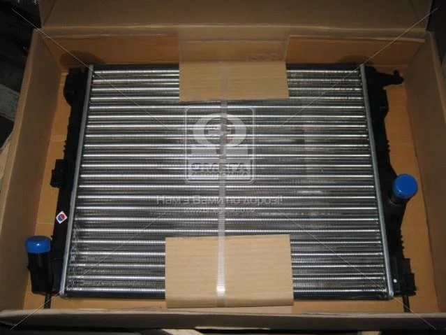 <strong>Радіатор охолодження двигуна AVA AVA COOLING RTA2476 (фото 1)</strong>