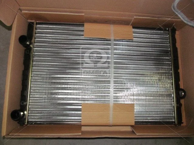 <strong>Радіатор, Система охолодження двигуна AVA COOLING VNA2119 (фото 1)</strong>