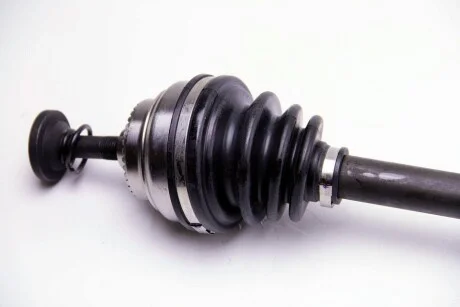 Піввісь для BMW BGA DS0903R фото товару