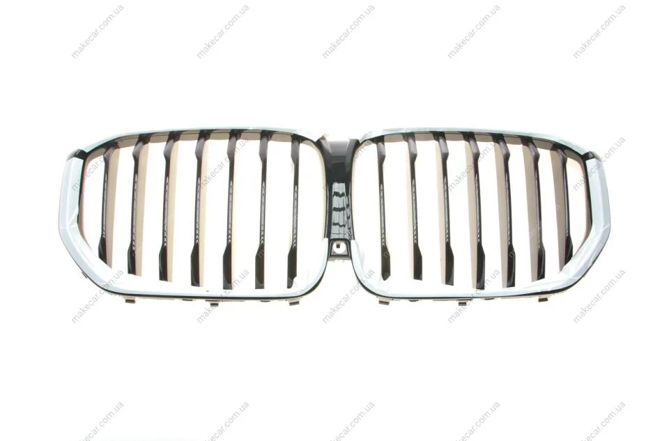 <strong>Решітка радіатора BMW 51138096590 (фото 1)</strong>
