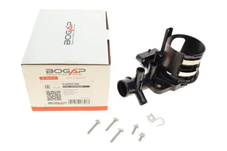 Фланець системи охолодження для Mercedes BOGAP C4252100 фото товару