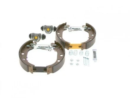Комплект бараб.колодки+циліндр для Renault, Nissan BOSCH 0204114167 фото товару