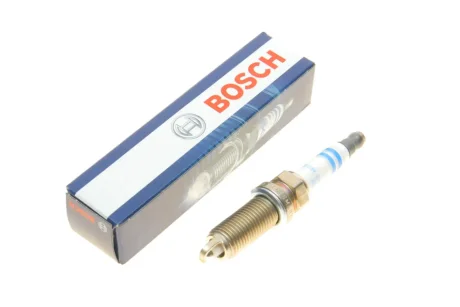Свіча запалювання для Nissan, Renault, Honda BOSCH 0242135553 фото товару