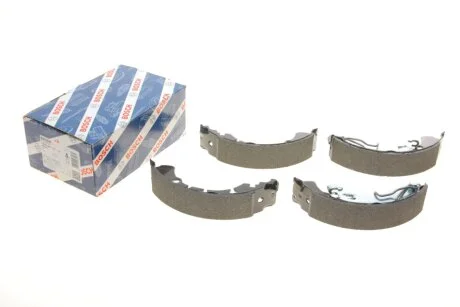 Гальмівні колодки барабанні для Fiat, Opel, Lancia, Peugeot, Citroen BOSCH 0 986 487 702 фото товару