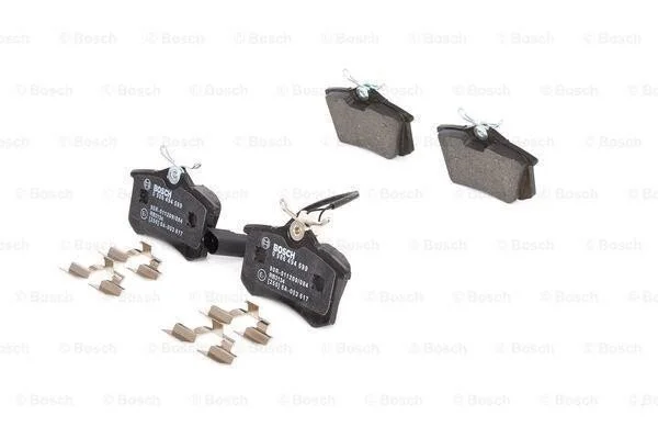 <strong>Гальмівні колодки, дискові BOSCH 0986494599 (фото 1)</strong>