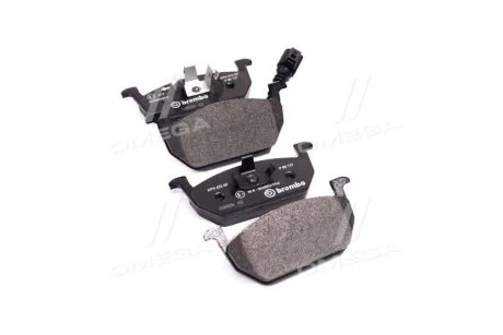 Колодки гальмівні дискові для Seat, Volkswagen, Skoda, Audi BREMBO P85137 фото товару