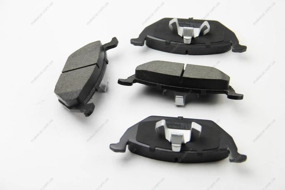 <strong>Гальмівні колодки перед. Caddy III/Golf V/Octavia/A3 03- BREMSI BP2835 (фото 1)</strong>
