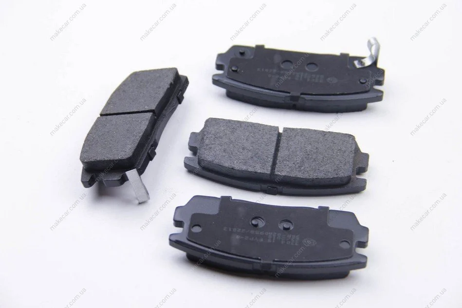 <strong>Гальмівні колодки зад. Chevrolet Captiva 06- (akebono) BREMSI BP3304 (фото 1)</strong>