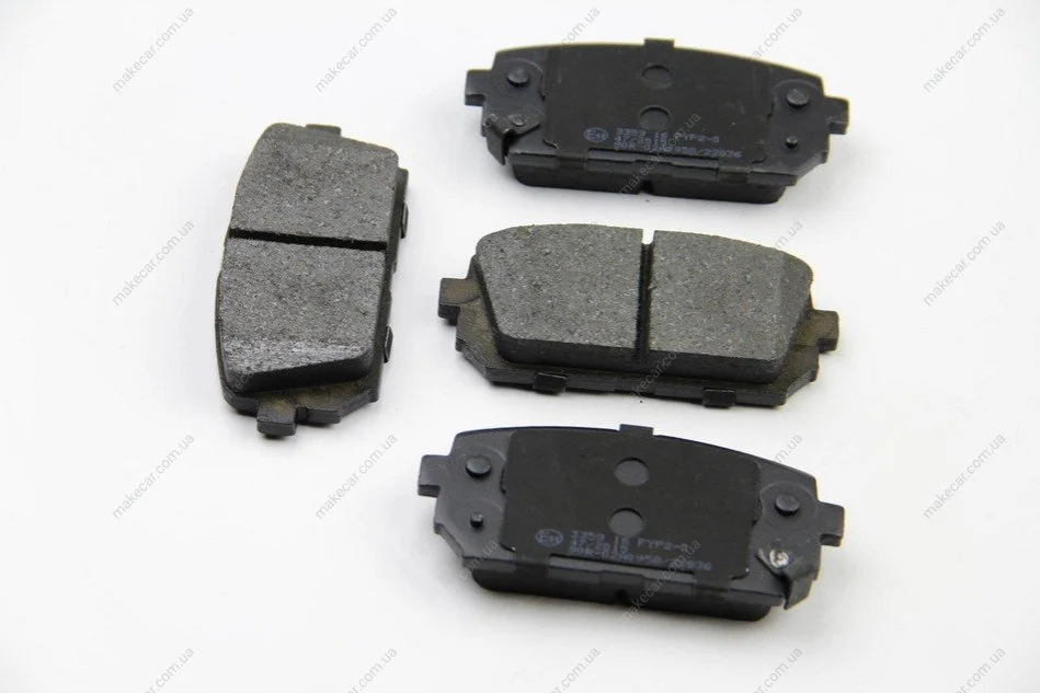 <strong>Гальмівні колодки зад. KIA Carens 07> BREMSI BP3359 (фото 1)</strong>