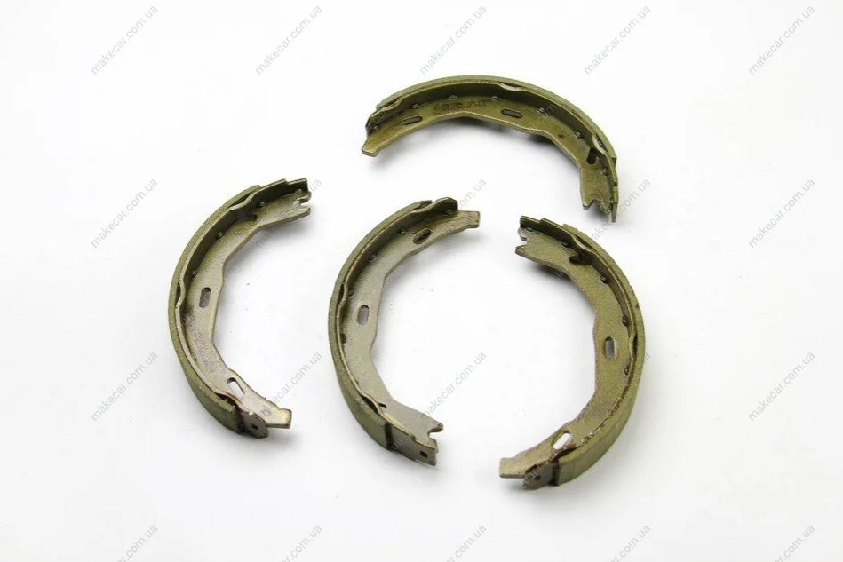 <strong>Колодки ручного гальма W204 07-14/S204 08-14 /A207 09- BREMSI GF0317 (фото 1)</strong>