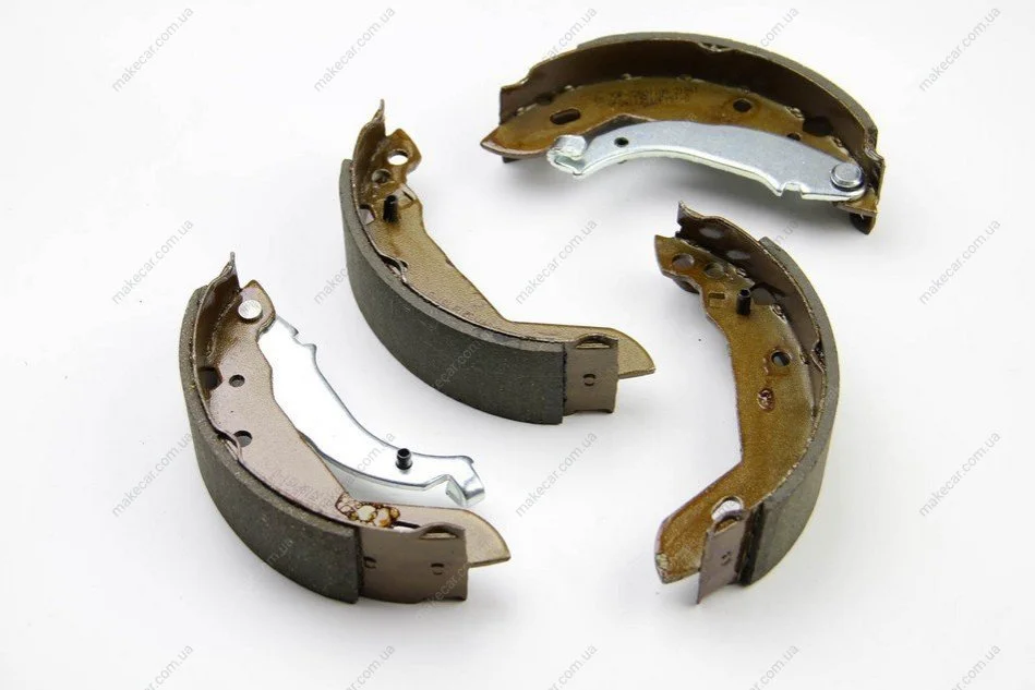 <strong>Гальмівні колодки зад. Peugeot 309 85-93/ Renault Clio 90-98 (TRW) BREMSI GF0411 (фото 1)</strong>
