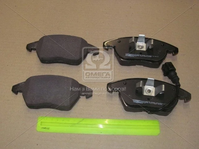 <strong>Колодки гальмові дискові передні AUDI A3 Sportback (8PA) 04-15|VW CADDY III B CHAMPION 573128CH (фото 1)</strong>