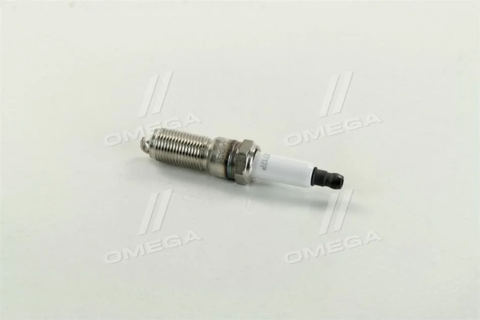 <strong>Свічка запалювання CHAMPION CET17P (фото 1)</strong>