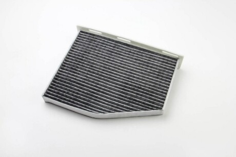 Фильтр салона Caddy III/Golf V/Passat B6/Octavia 04- (угольный) CLEAN FILTERS NC2129CA фото товара