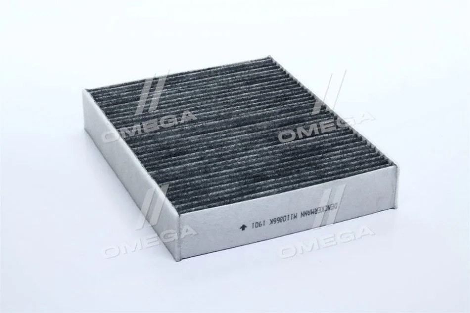<strong>Фільтр салону BMW 3 (F30/F80) 1.6-3.0D 11- (вугільний) DENCKERMANN M110866K (фото 1)</strong>