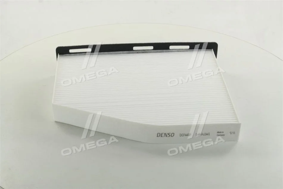 <strong>Фільтр салону DENSO DCF449P (фото 1)</strong>