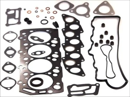 Комплект прокладок двигуна для Mitsubishi, Hyundai ELRING 752.976 фото товару