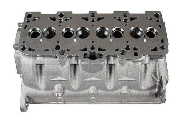 <strong>Головка циліндра ET ENGINETEAM HL0054 (фото 1)</strong>
