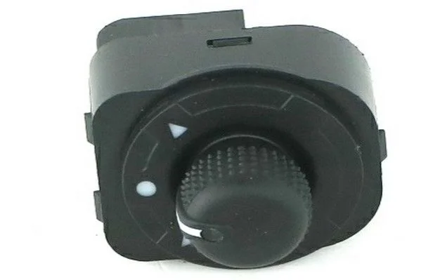 <strong>Кнопка регулировки зеркал Citroen Nemo/Fiat Fiorino/Peugeot Bipper (07-) 12-PIN FAST FT82238 (фото 1)</strong>
