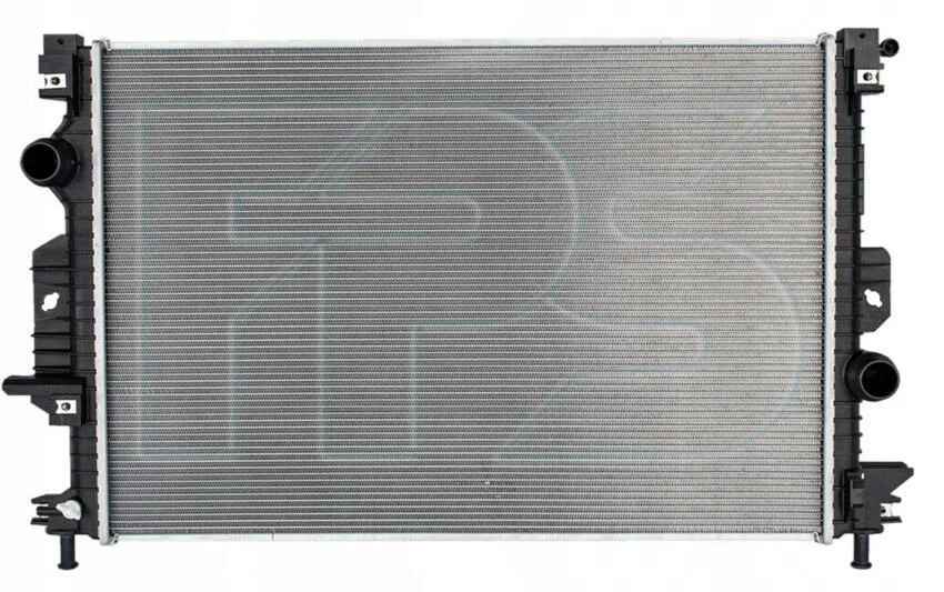 <strong>Радіатор охолодження FPS FP 28 A915 (фото 1)</strong>