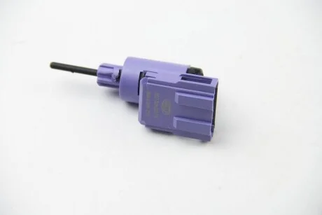 Вимикач ліхтаря стоп-сигналу - 12V для Skoda, Volkswagen, Seat, Audi HELLA 6DD008622-731 фото товару