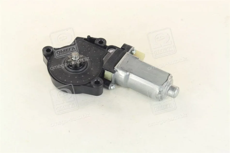 <strong>Мотор стеклоподъемника переднего левого MOBIS Hyundai/Kia/Mobis 82450-2E000 (фото 1)</strong>