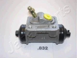 <strong>SUZUKI Рабочий тормозной цилиндр задний SWIFT 89-94 17.46 правый JAPANPARTS CS-832 (фото 1)</strong>