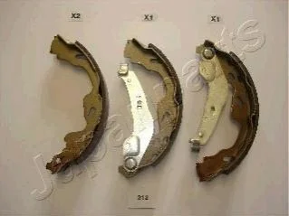 <strong>CITROEN Щеки тормозные C1,Opel Agila,Suzuki Swift,Toyota Yaris JAPANPARTS GF-212AF (фото 1)</strong>