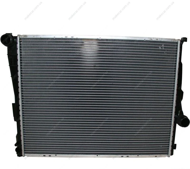 <strong>Радіатор охолодження BMW 3(E46) (582x439x22) JP GROUP 1414200400 (фото 1)</strong>