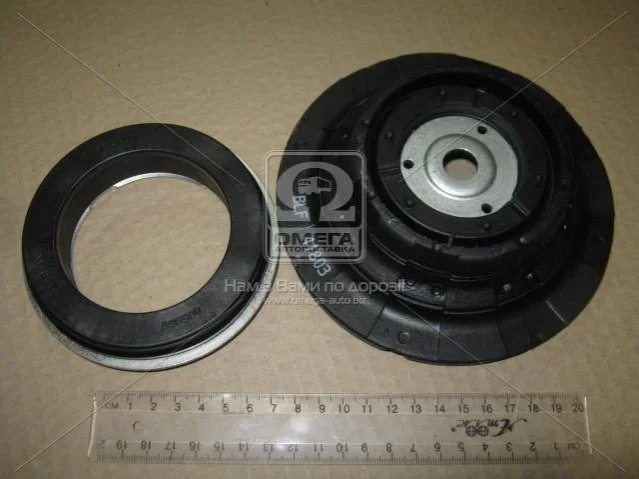 <strong>Опора амортизатора у комплекті KYB SM1715 (фото 1)</strong>