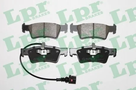Гальмівні колодки дискові для Volkswagen LPR 05P1284 фото товару