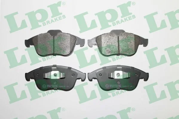 <strong>Тормозные колодки LPR 05P1388 (фото 1)</strong>