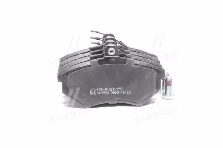 Гальмівні колодки дискові для Volkswagen, Seat LPR 05P613 фото товару