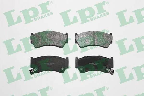 <strong>Комплект гальмівних колодок з 4 шт. дисків LPR 05P617 (фото 1)</strong>