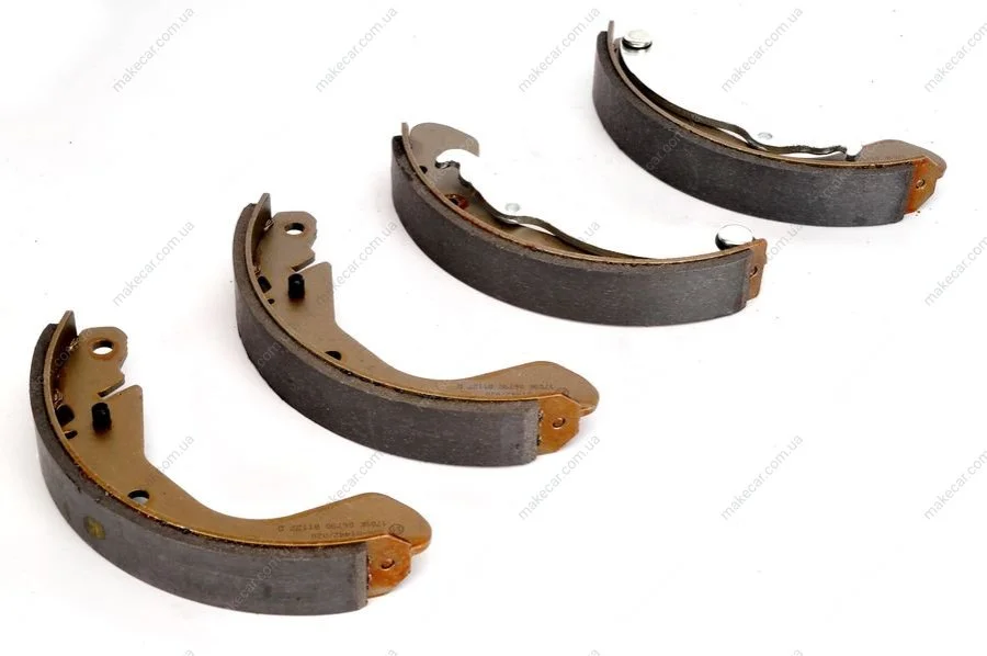 <strong>Гальмівні колодки барабанні LPR 06790 (фото 1)</strong>