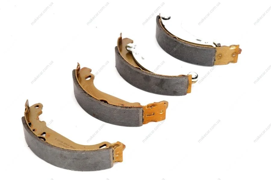 <strong>Комплект гальмівних колодок з 4 шт. барабанів LPR 07430 (фото 1)</strong>