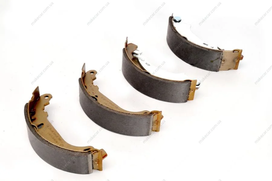 <strong>Гальмівні колодки барабанні LPR 07490 (фото 1)</strong>