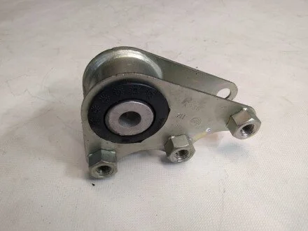 Опора двигуна для Citroen, Peugeot, Fiat MAGNETI MARELLI 030607010438 фото товару