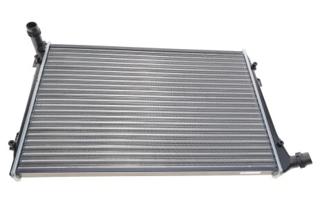 Радіатор системи охолодження для Volkswagen, Seat, Audi, Skoda MAGNETI MARELLI 350213167300 фото товару
