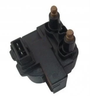 Катушка зажигания RENAULT Laguna, Safrane, Megane VOLVO V40/S40 для Renault, Volvo MAGNETI MARELLI BAEQ073 фото товару
