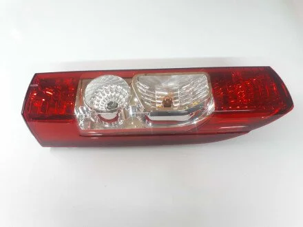 Ліхтар правий FIAT Ducato 06-14; PEUGEOT Boxer 06-14; CITROEN Jumper 06-14 для Fiat, Citroen, Peugeot MAGNETI MARELLI LLH581 фото товару