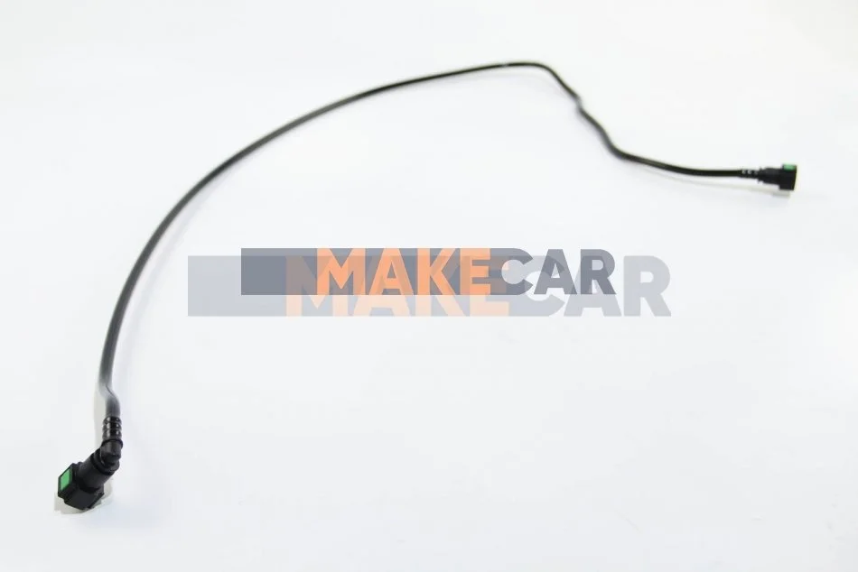 <strong>Патрубок системы охлаждения Ford Transit 2.2 TDCI 06-14 (расш.бачок-радиатор) METALCAUCHO 94414 (фото 1)</strong>