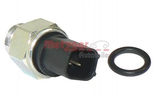 <strong>Вимикач ліхтаря заднього ходу METZGER 0912046 (фото 1)</strong>