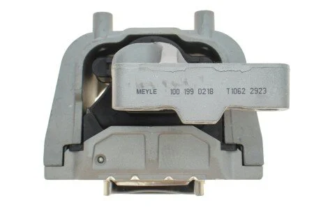 Опора двигуна VAG (вир-во) для Audi, Seat, Volkswagen, Skoda MEYLE 100 199 0218 фото товару