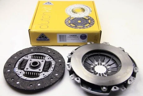 Комплект зчеплення Trafic/Vivaro/Master 1.9dCi 01- (240mm) для Vauxhall, Renault, Opel, Nissan National CK9835 фото товару