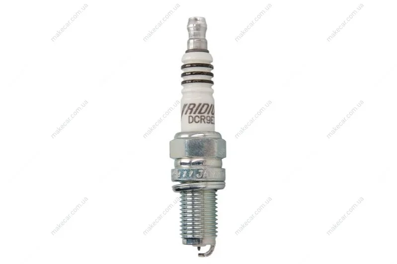 <strong>Свічка запалювання NGK 6650 (фото 1)</strong>